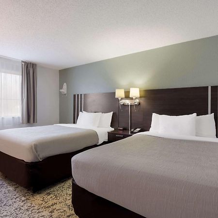Quality Inn Hall Of Fame Canton Exterior foto