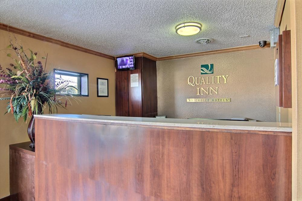 Quality Inn Hall Of Fame Canton Exterior foto