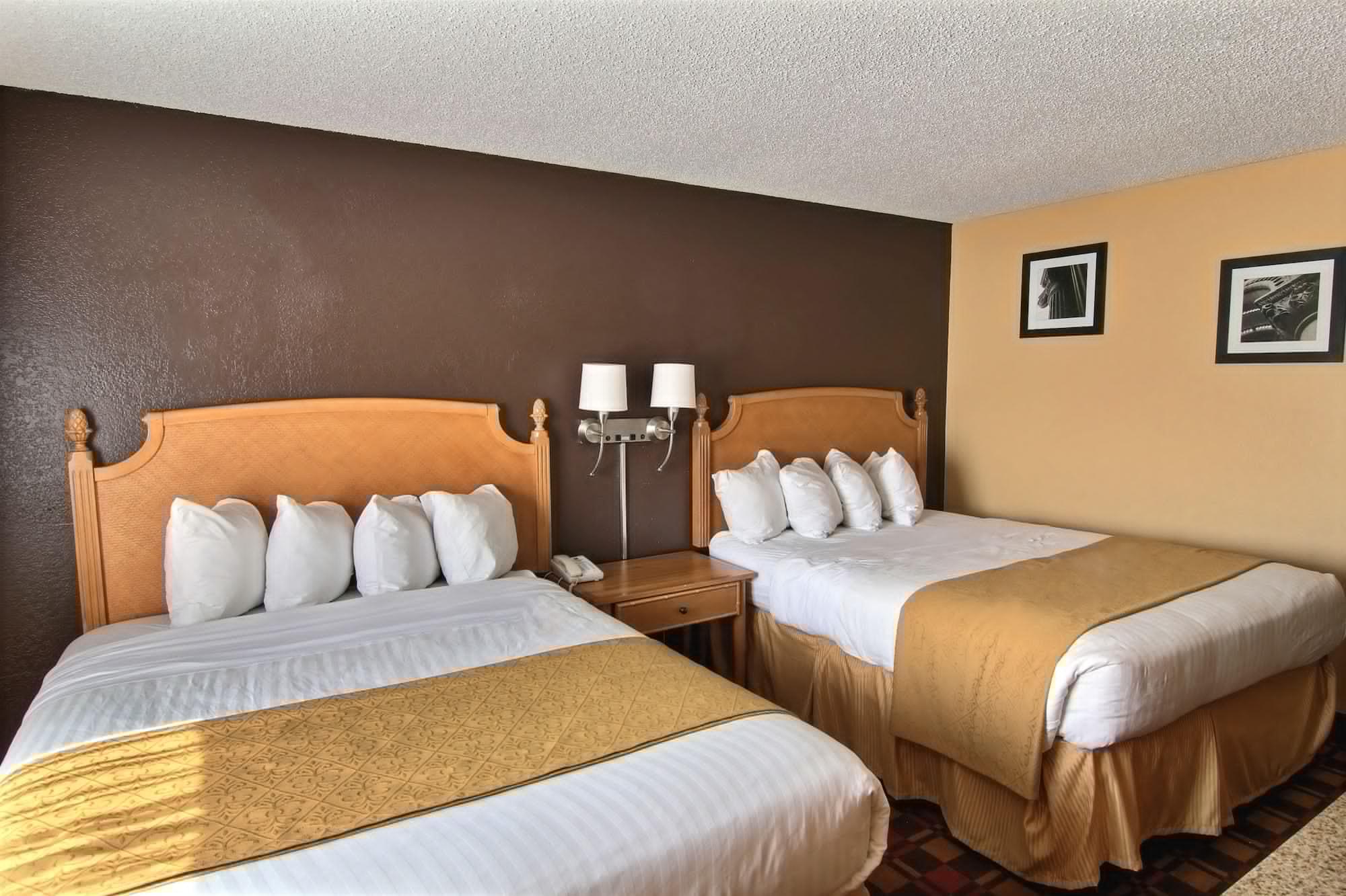 Quality Inn Hall Of Fame Canton Exterior foto